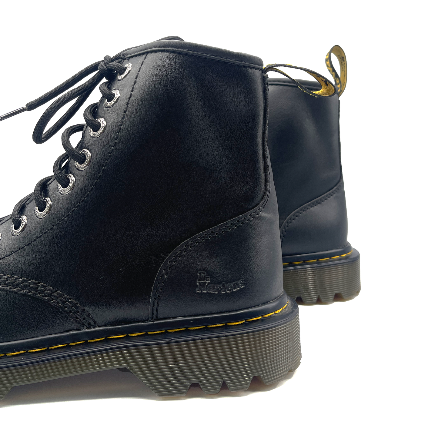 Dr. Martens Women's Black leather Boots, 6 UK
